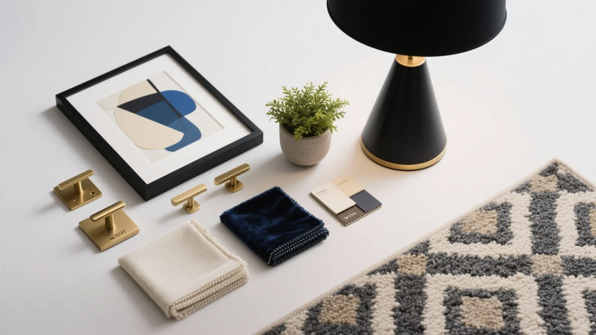 5. Accents, Art and Greenery