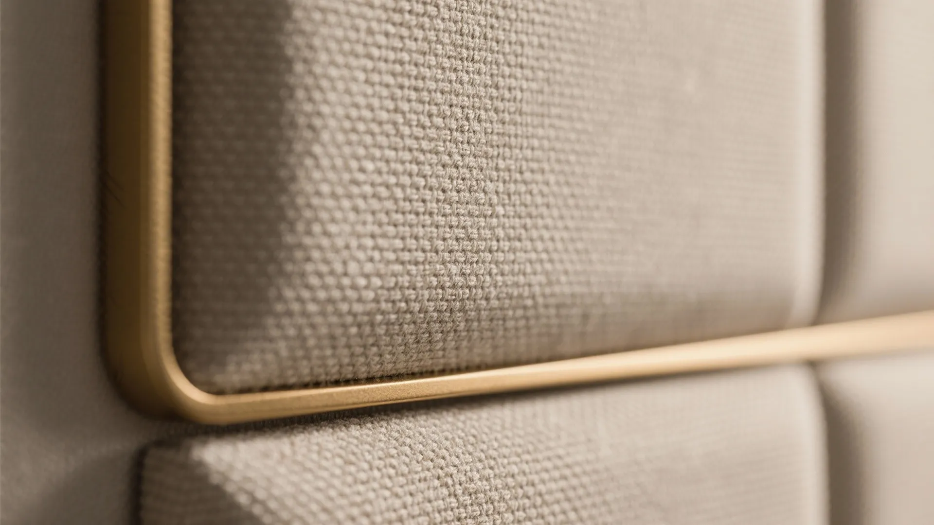 Lighting and Acoustics that Soothe, Day to Night