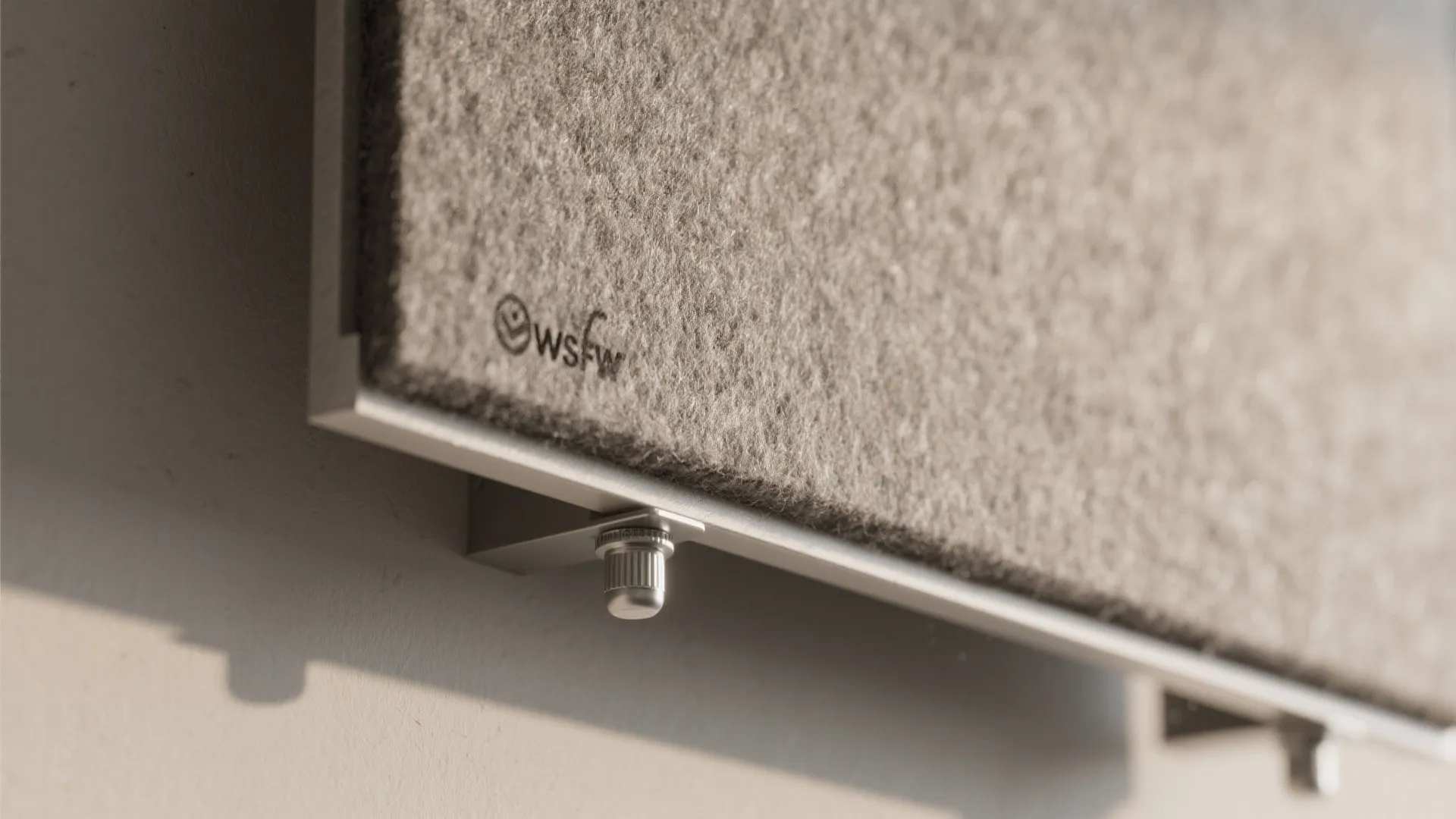 Acoustic Ceiling Panels That Keep Conversations Crisp