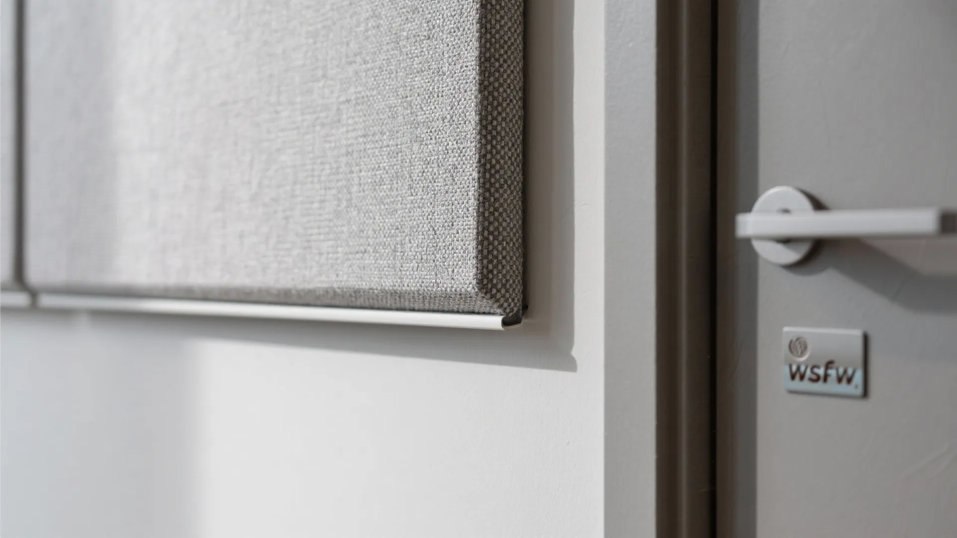 Acoustic-first minimalist study