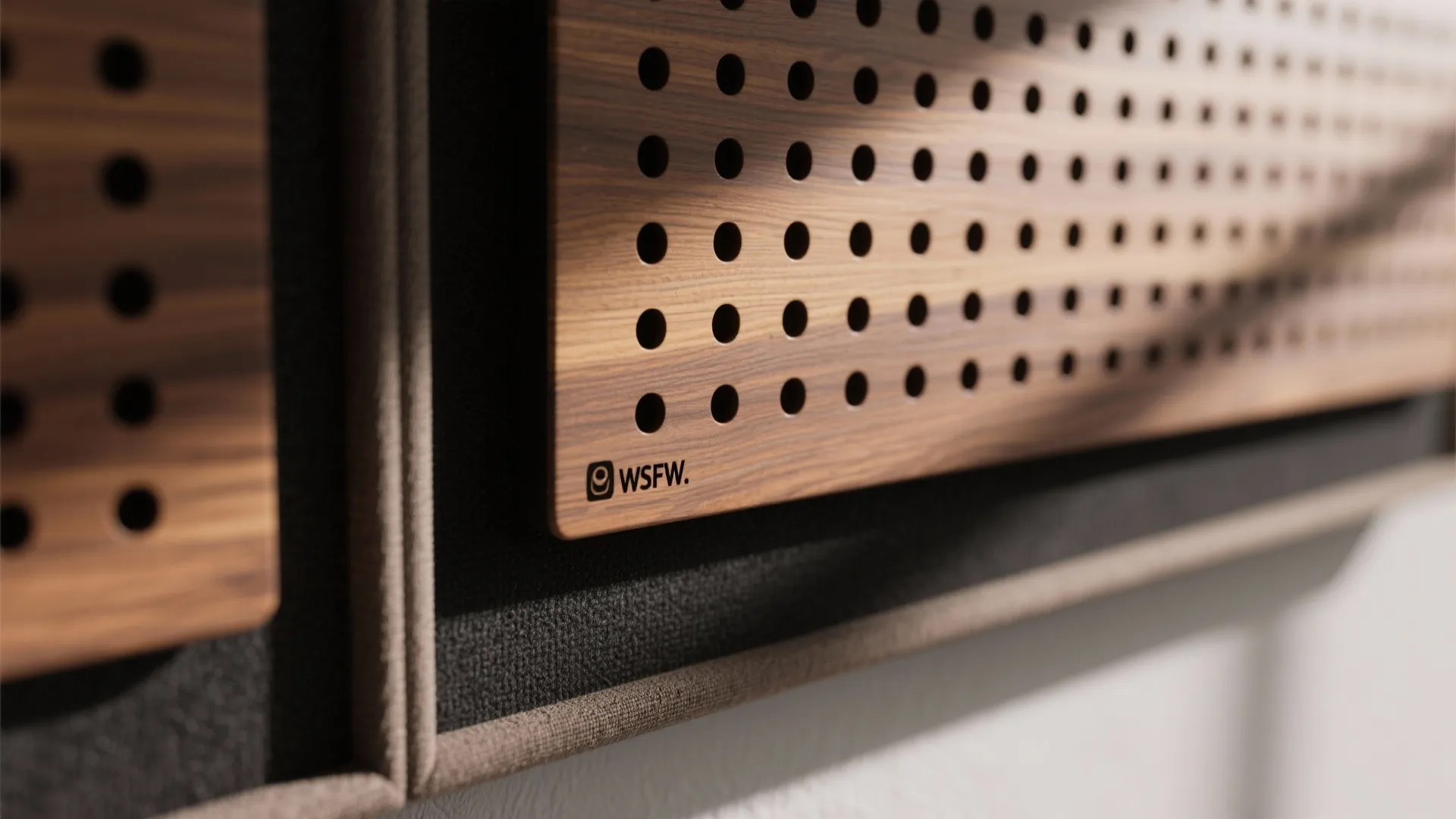 Acoustic Wall Panels and Soft Ceilings for Conversation-Friendly Luxury