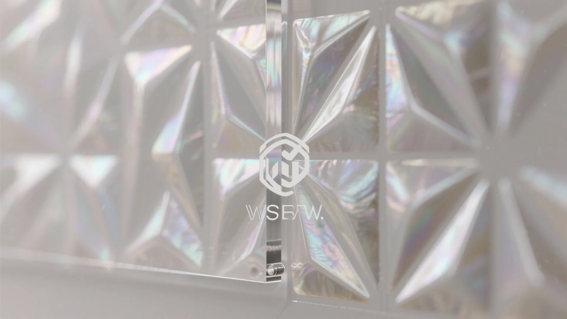 2) Glassy Backsplash Illusion With Reflective Prints