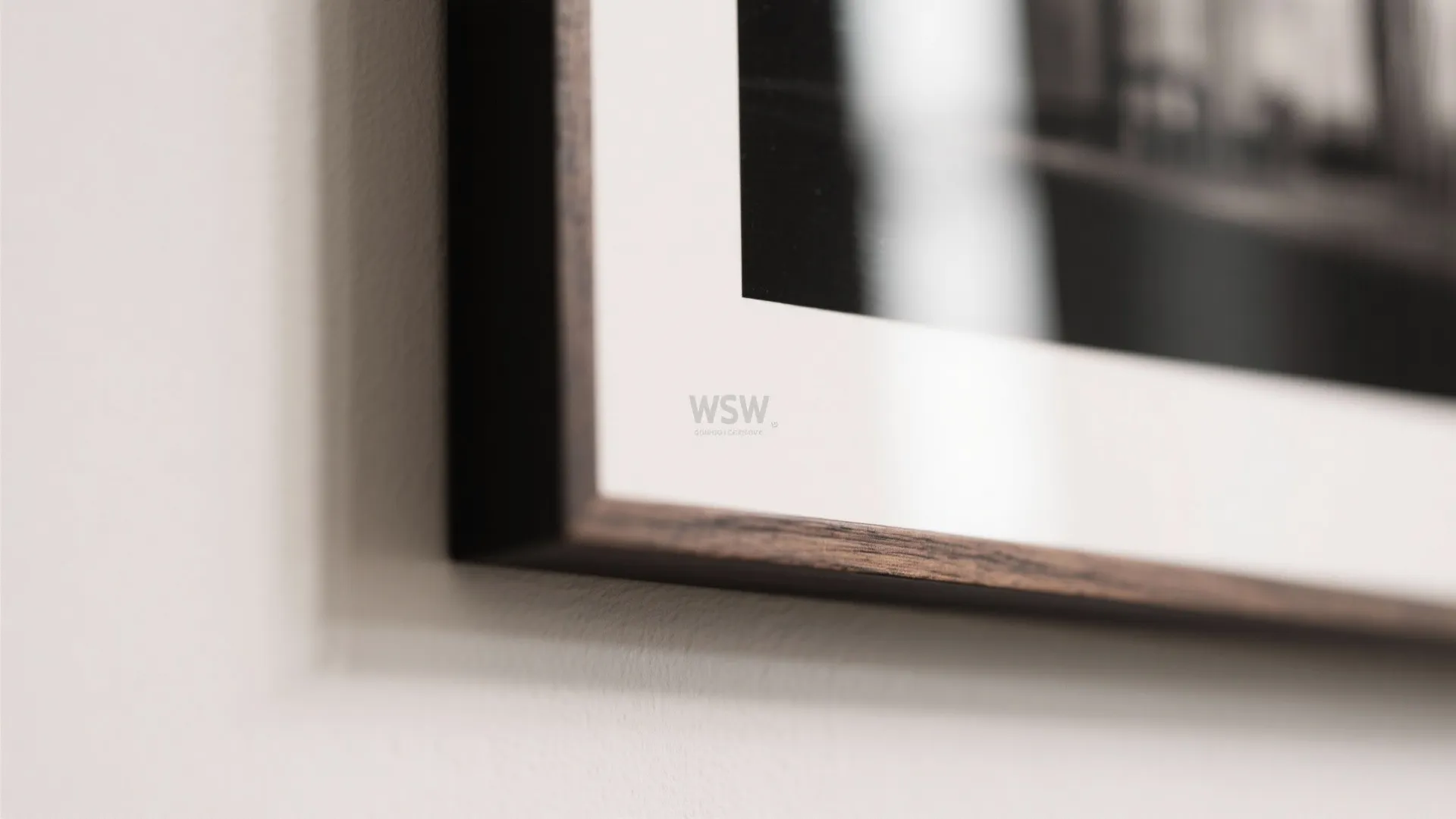 Idea 2: One Oversized Statement Photo