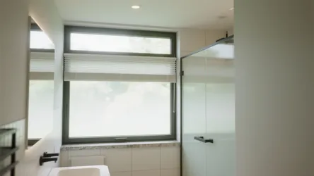 5 Bathroom Window Design Ideas for Small Spaces