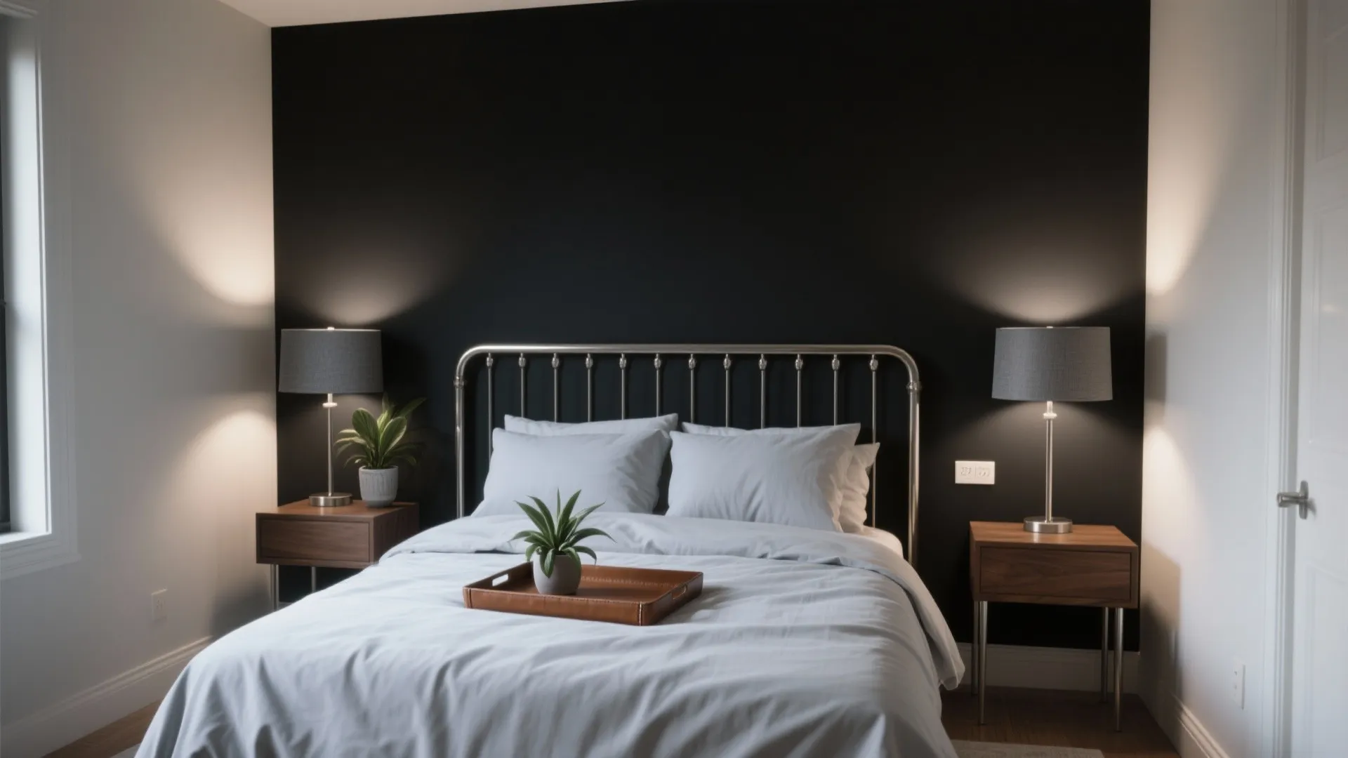5 Black and Silver Bedroom Decor Ideas: A senior designer’s playful, practical take on moody metallic bedrooms