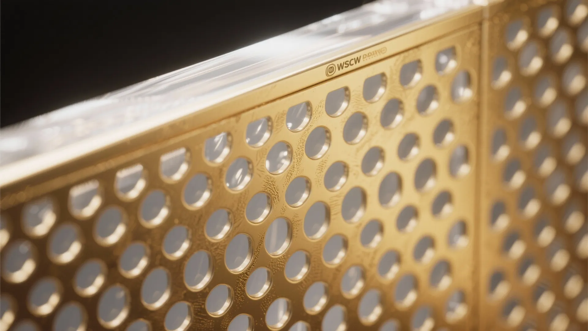 Layered Screens for Depth and Drama