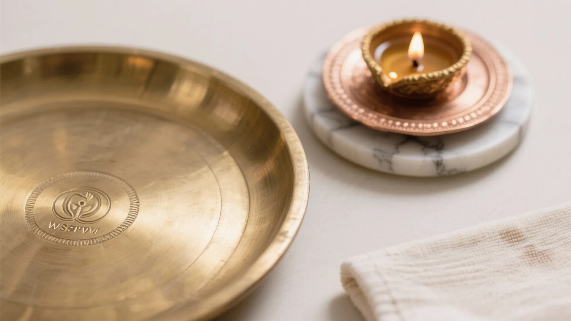 Minimal Brass & Marble Harmony