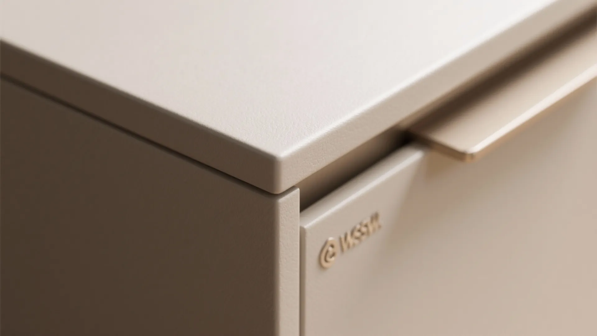 Minimal Storage, Maximum Calm