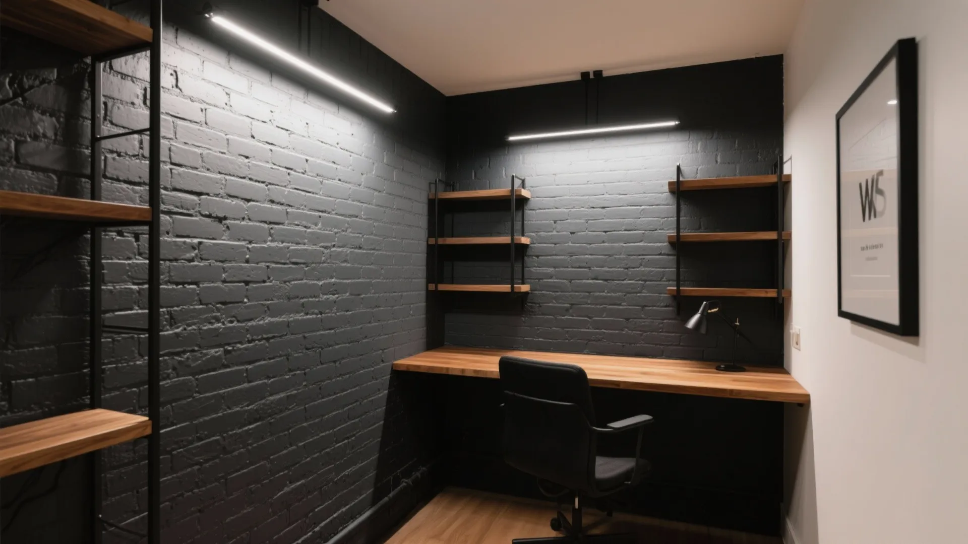 Charcoal & Deep Graphite: Dramatic Texture, Minimal Fuss