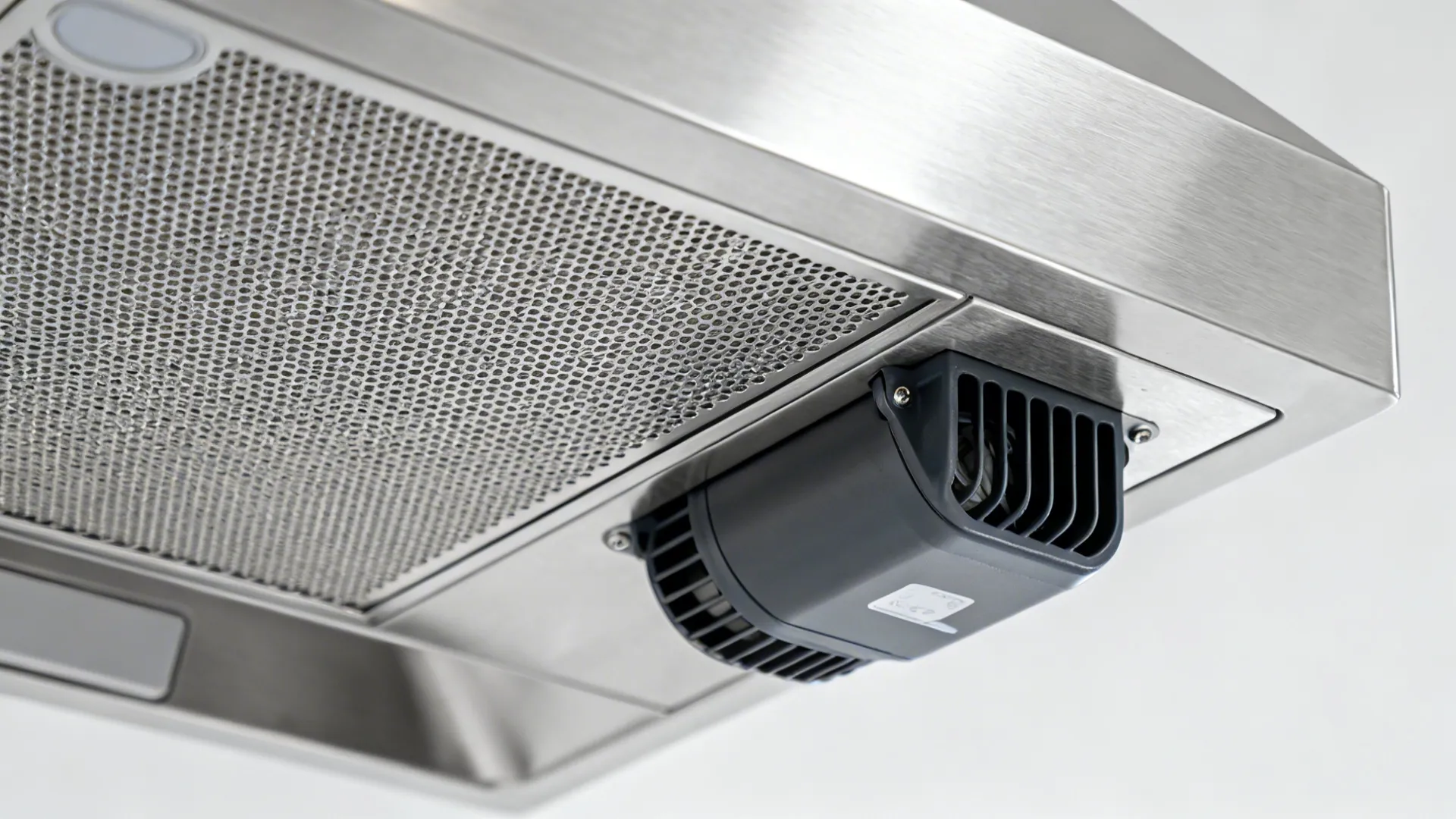 High-suction chimney + cross ventilation