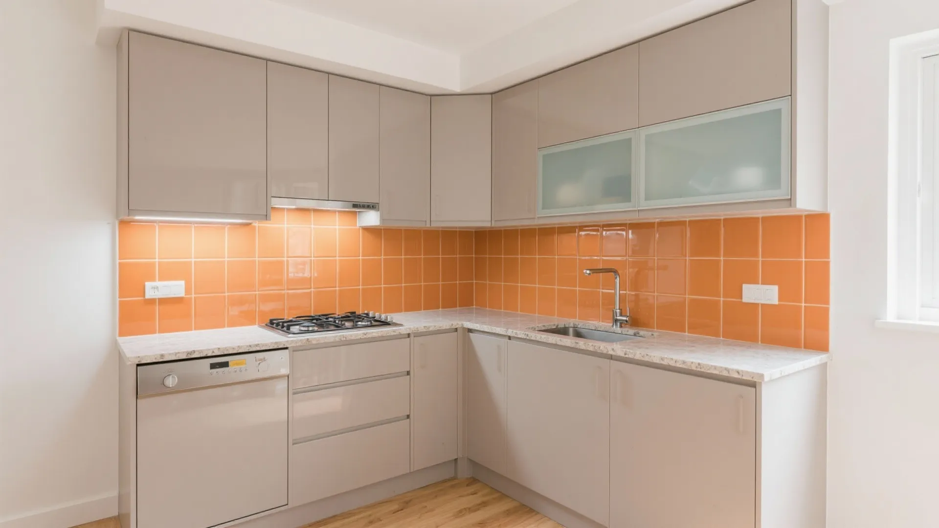 Citrus Pop Kitchen: Glazed Tiles and a Glass Splashback