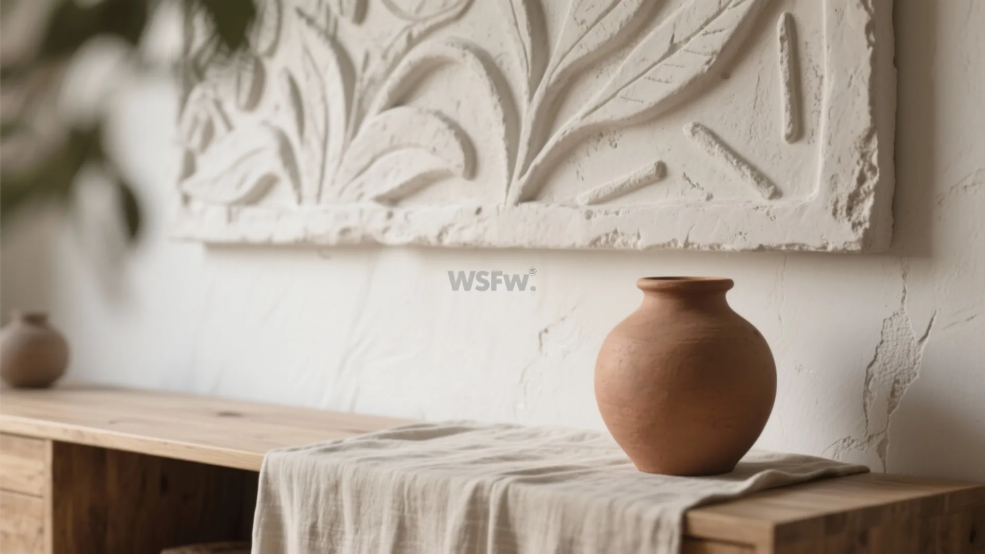 Handmade Clay and Plaster Accents: Vases, Lamps, and Wall Reliefs