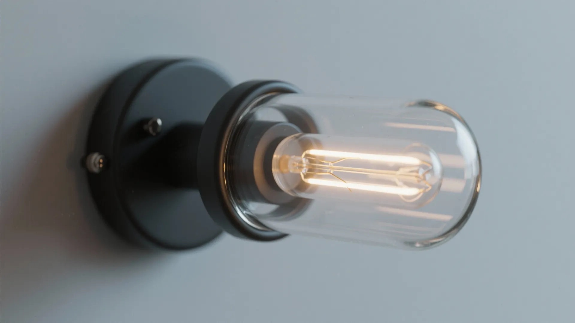 Clear Glass Cylinders with Visible Filament-Style LEDs
