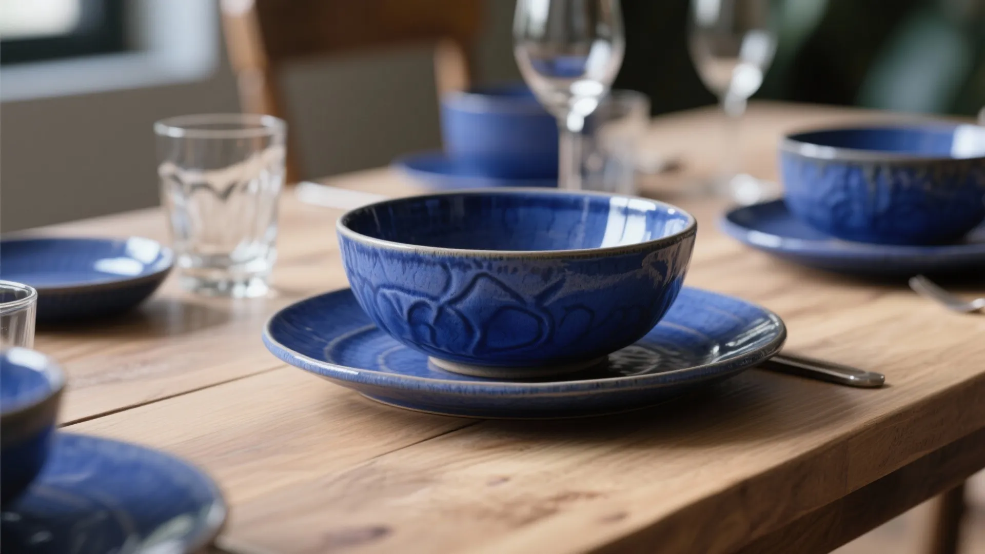8. Statement Tableware