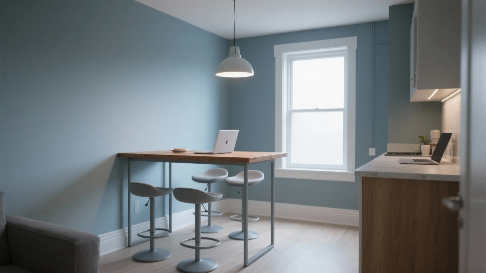 Counter Height Tables for Small Spaces: Maximize Every Inch: Fast-Track Guide to Choosing the Perfect Table for Tiny Rooms