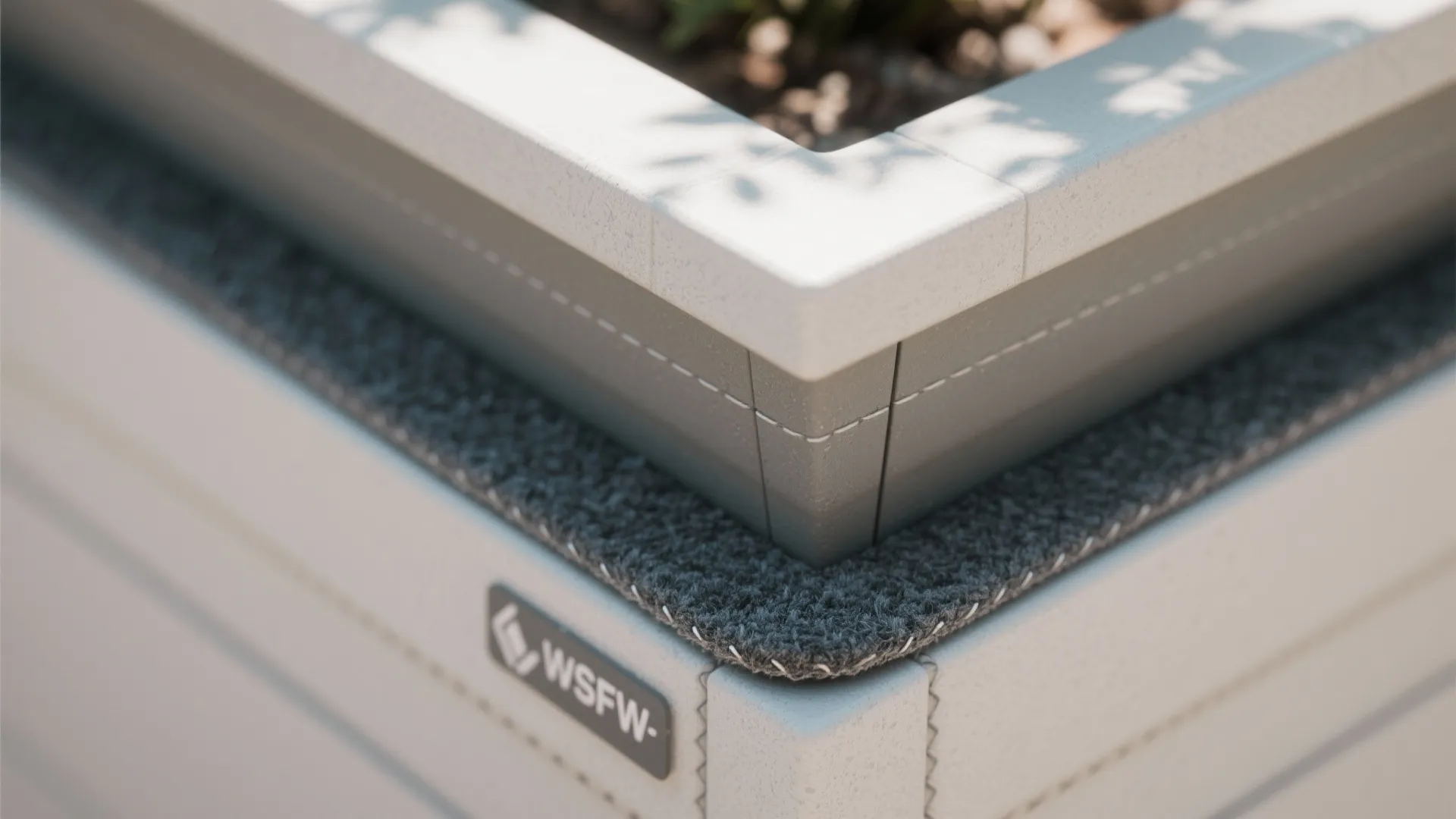 Lightweight composite boxes with integrated seating