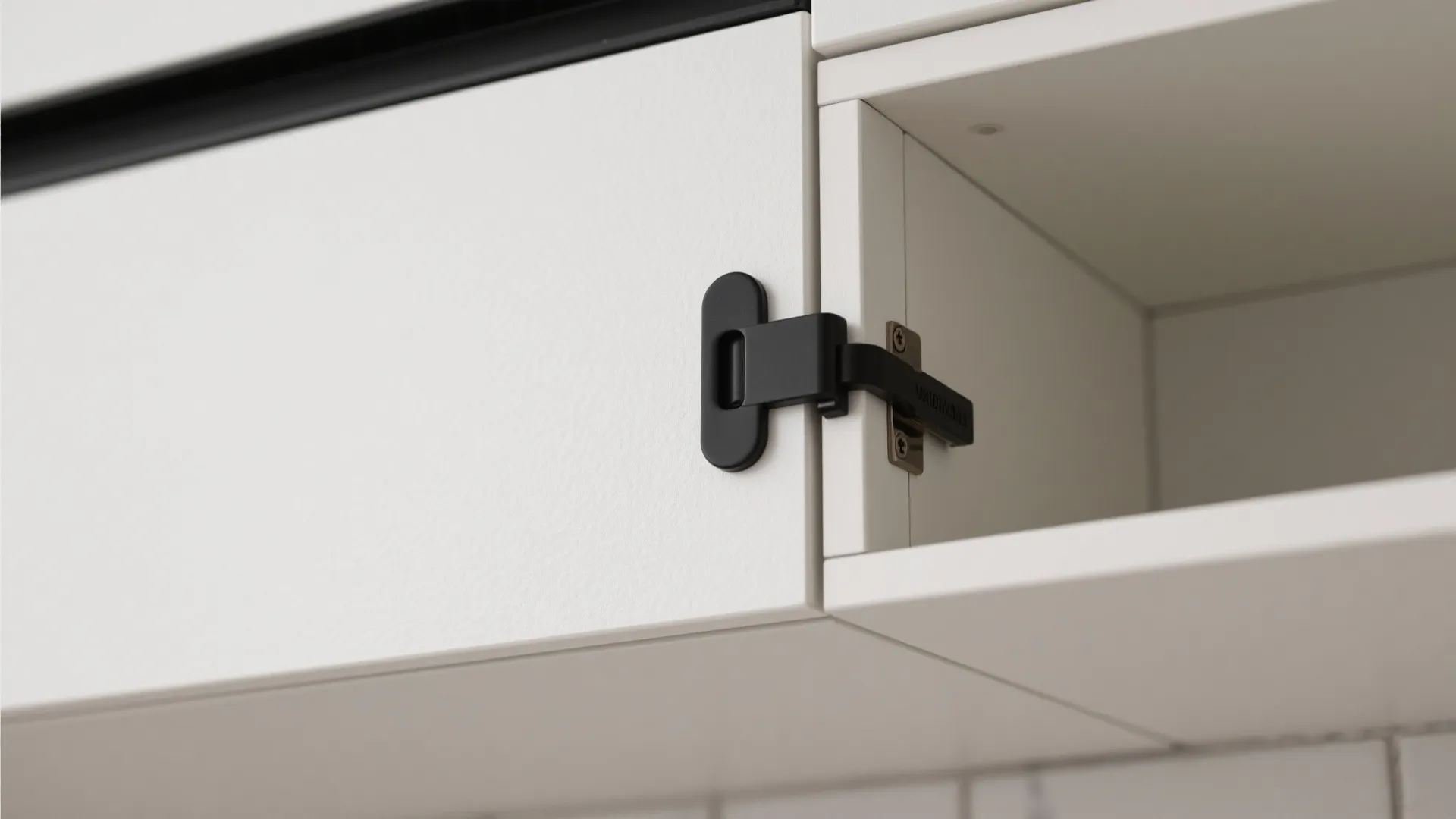 Minimalist floating corner storage