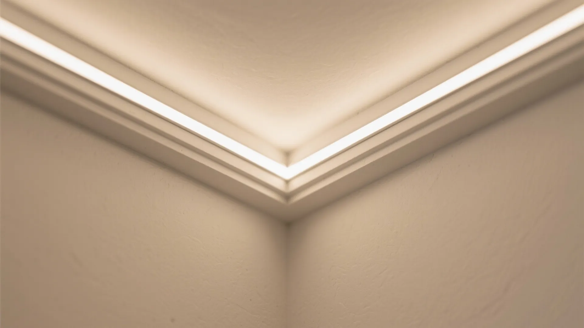 Perimeter Cove Lighting for a Floating Edge