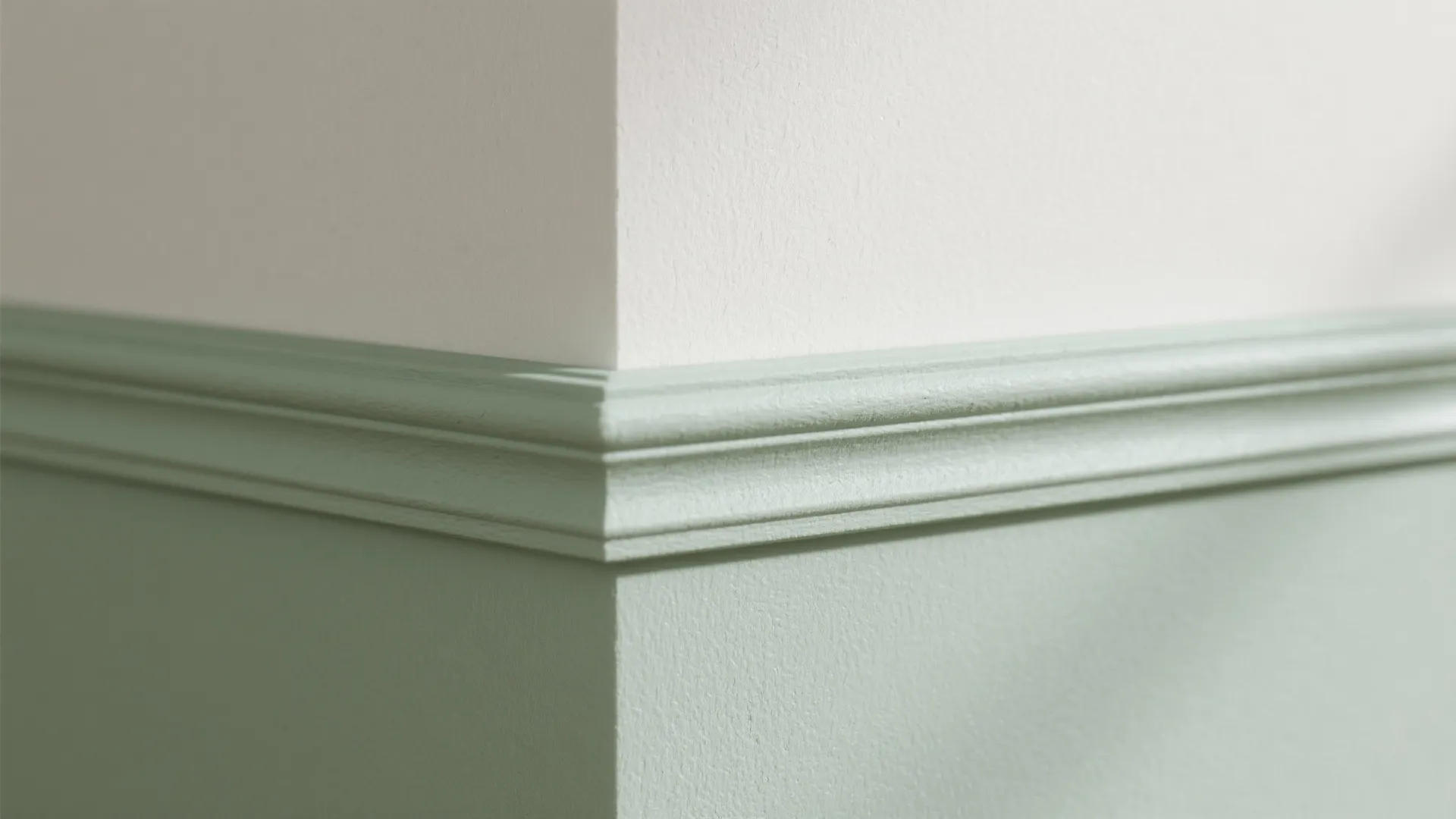 Calming Color Blocking in Compact Rooms