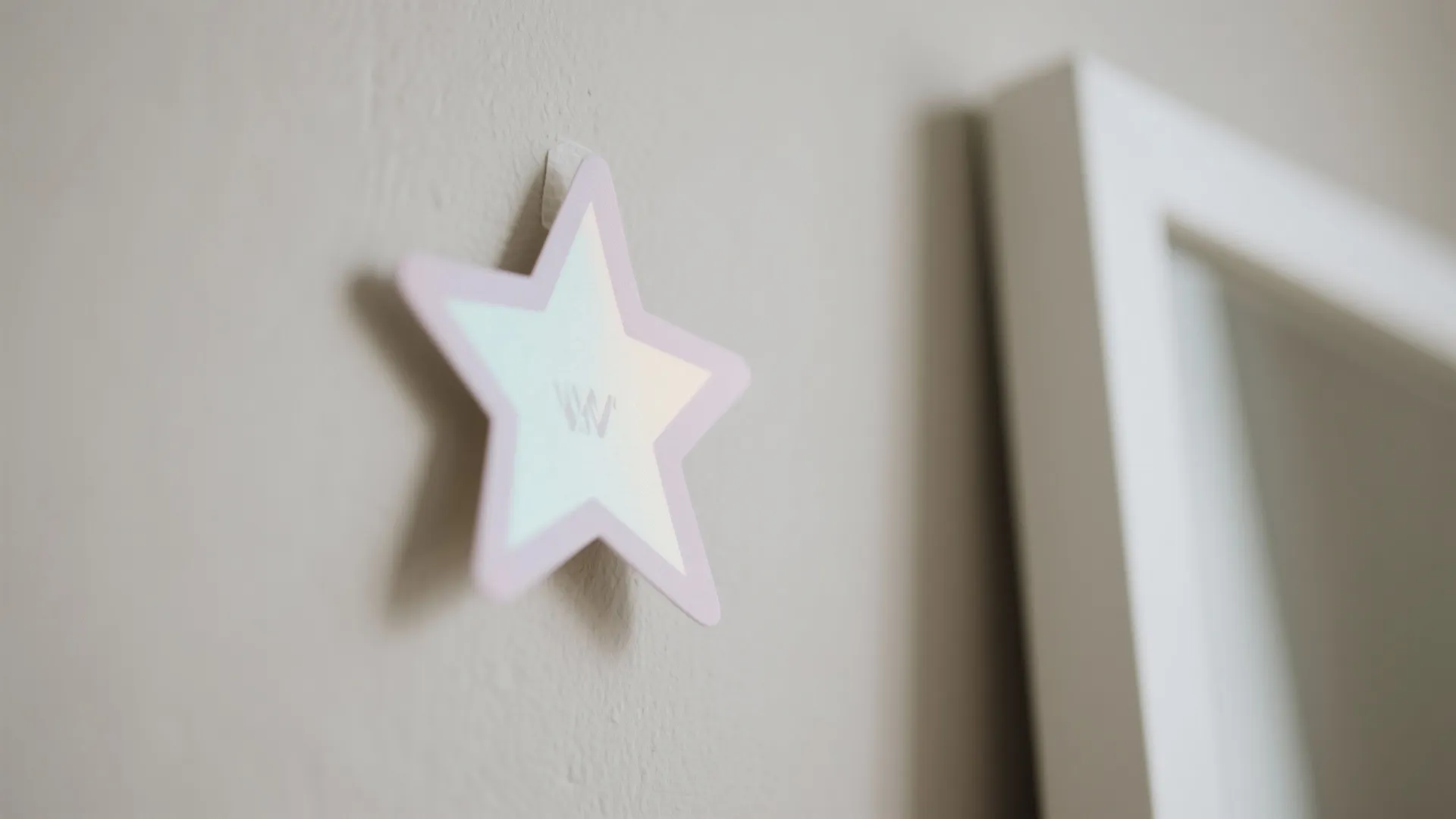 Kawaii Wall Decor: Prints, Decals, and Mini Galleries
