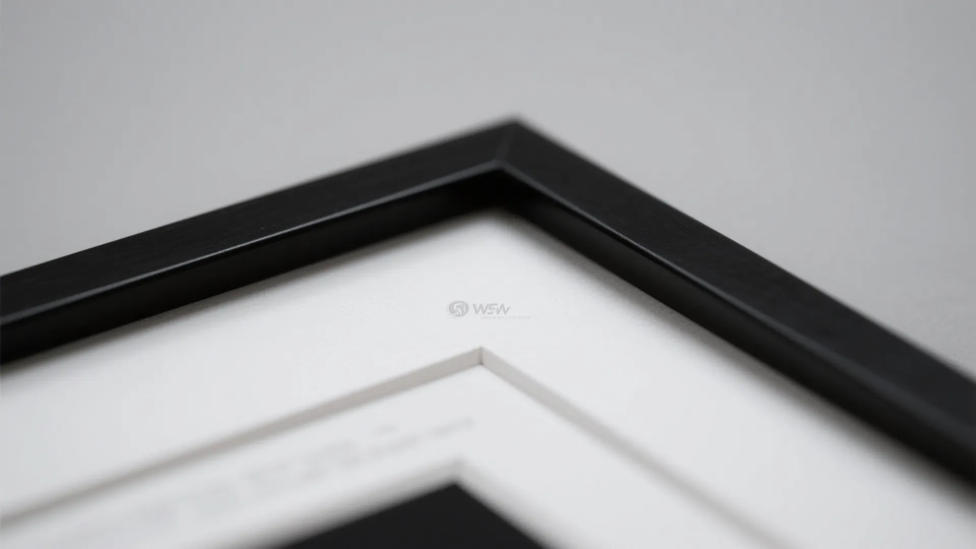Monochrome frames with deep mats
