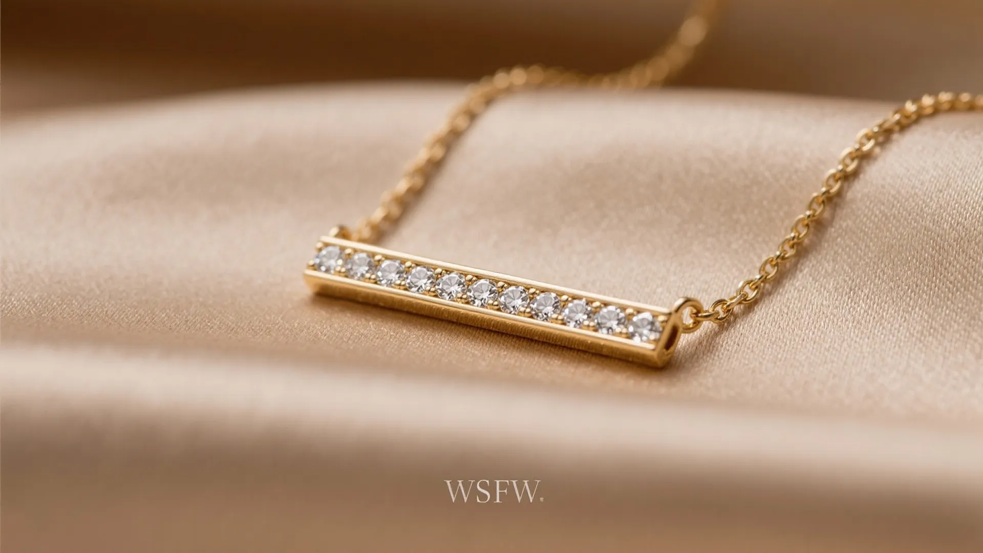 Diamond bar pendant: modern and sleek