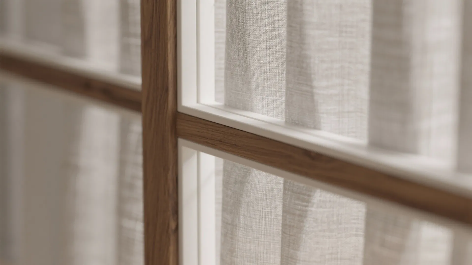 4) Sliding screen with translucent fabric