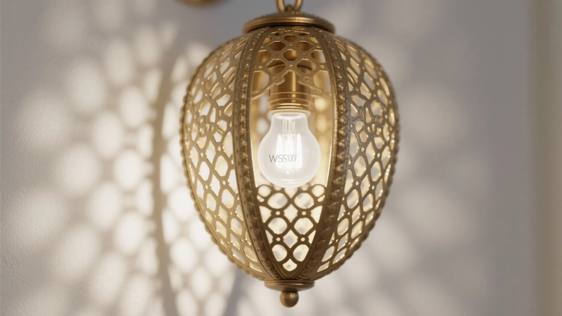 Openwork Filigree: Airy Vintage, Modern Lift