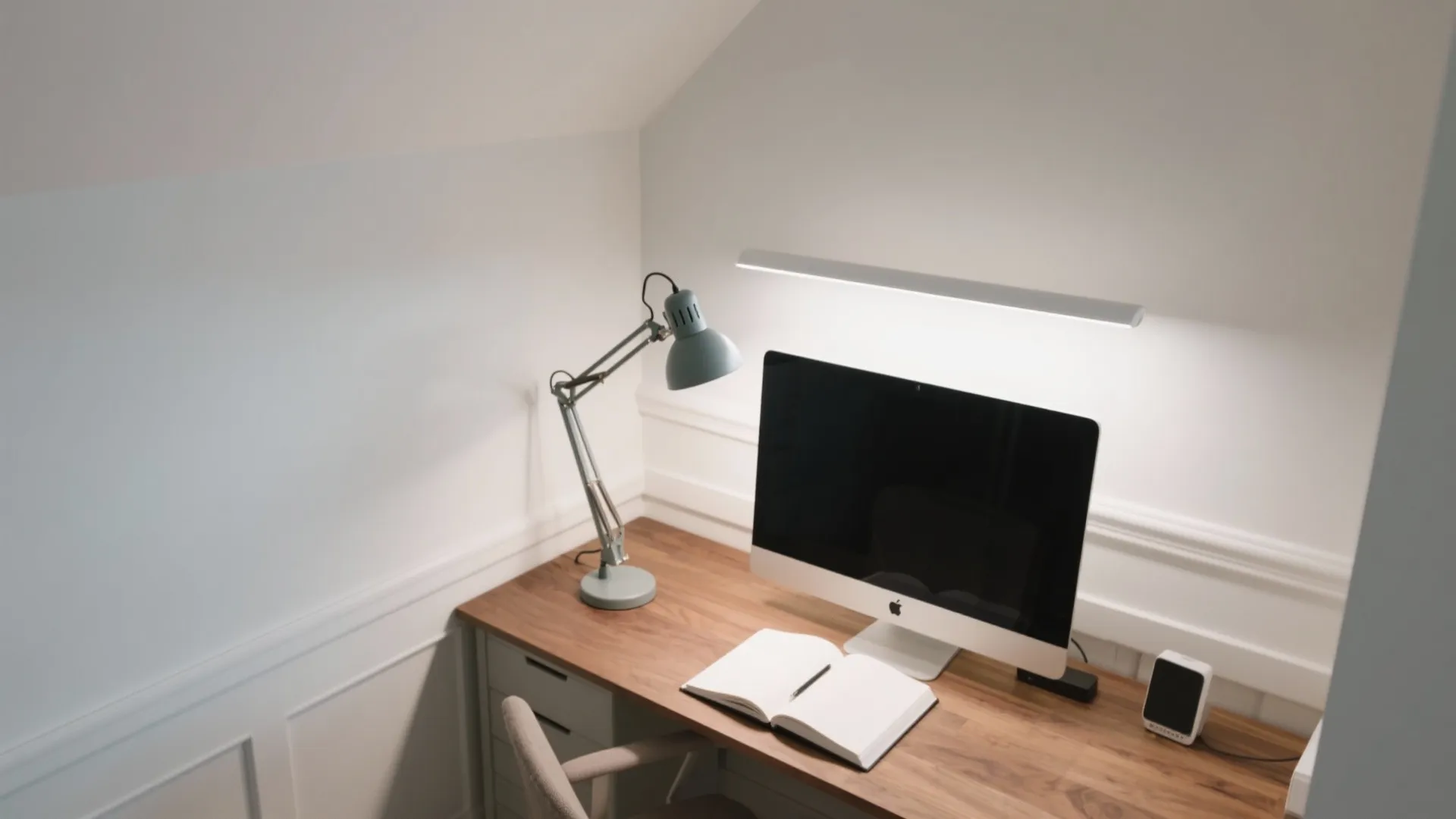 Finish & Lighting: Matte, Eggshell, and Daylight