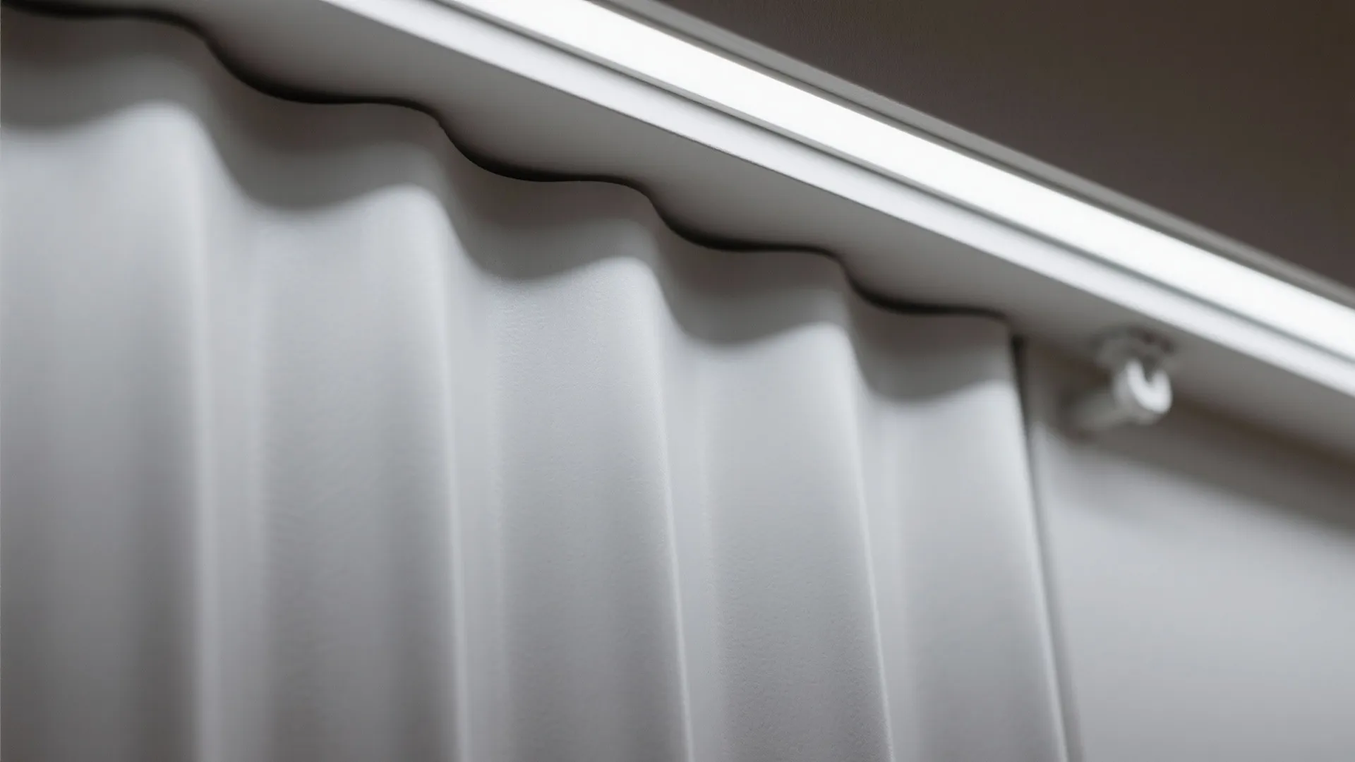 Accent gypsum wall with fluted panels