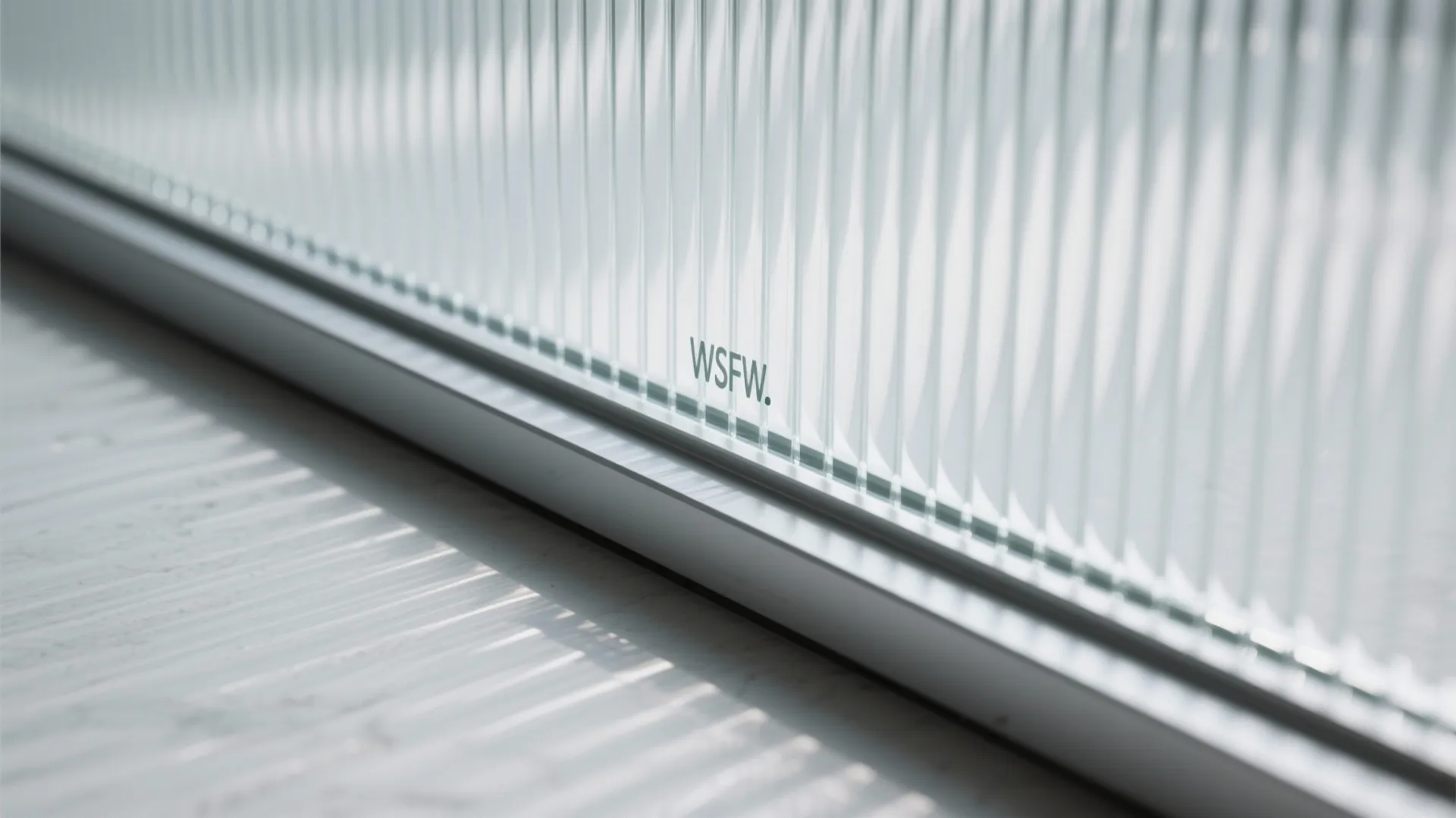 Glass partition to borrow light from the living room