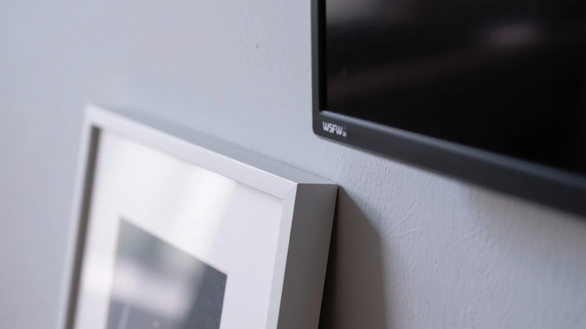 Gallery Wall that Frames the TV