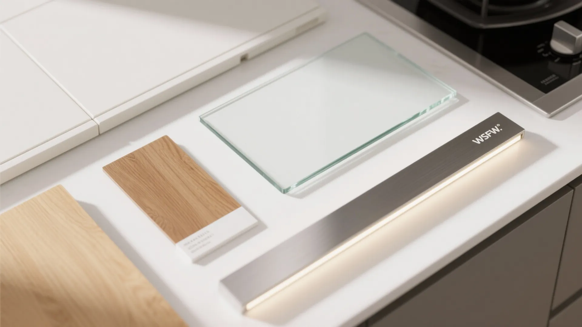 Glass backsplash for light and easy cleanup