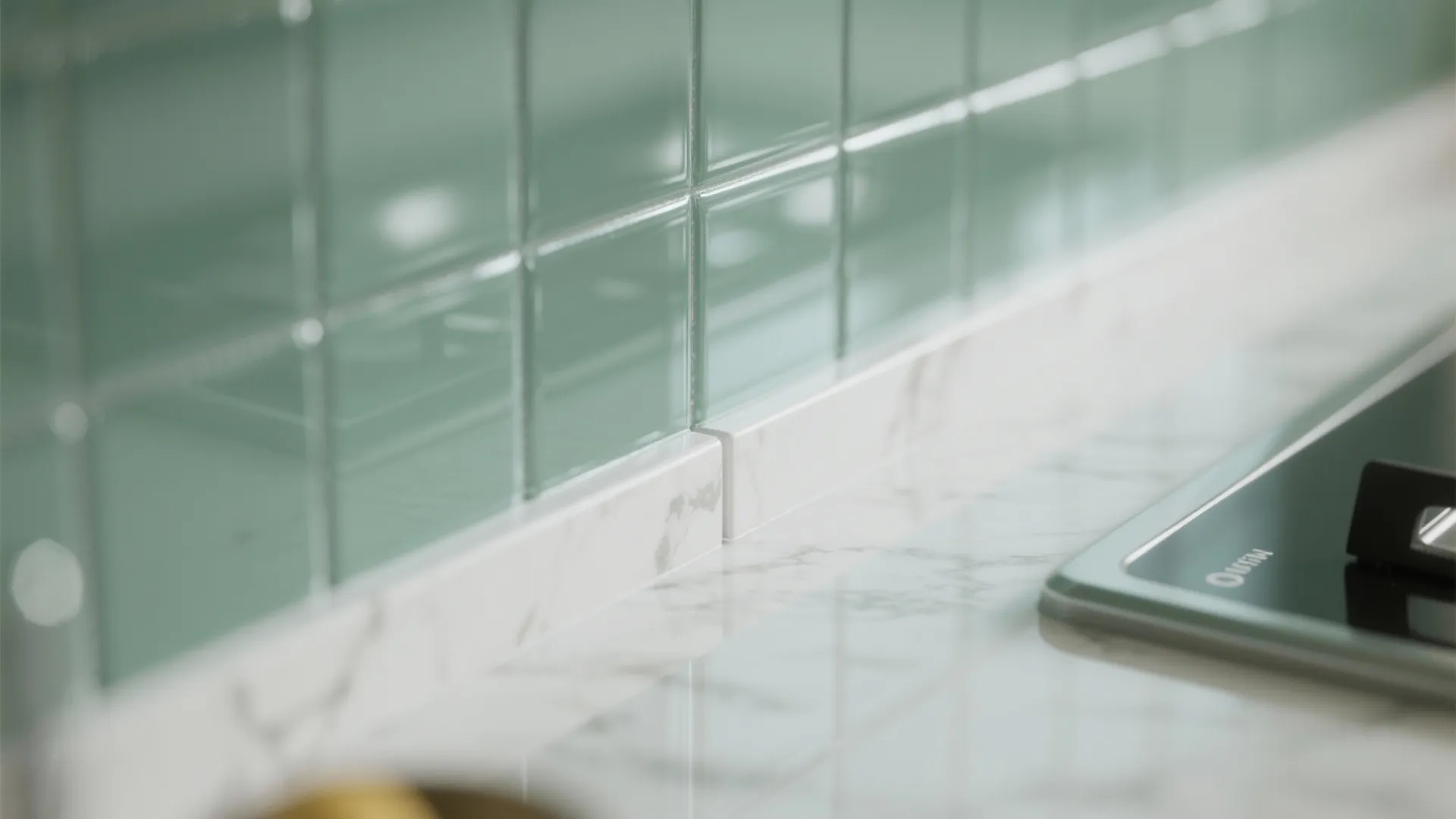 Glass backsplash for brighter, easy-clean cooking