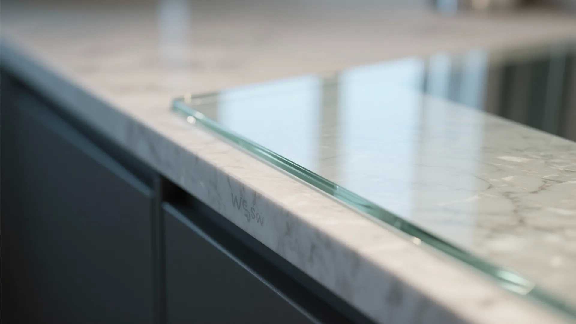 Glass Backsplash For Light And Depth