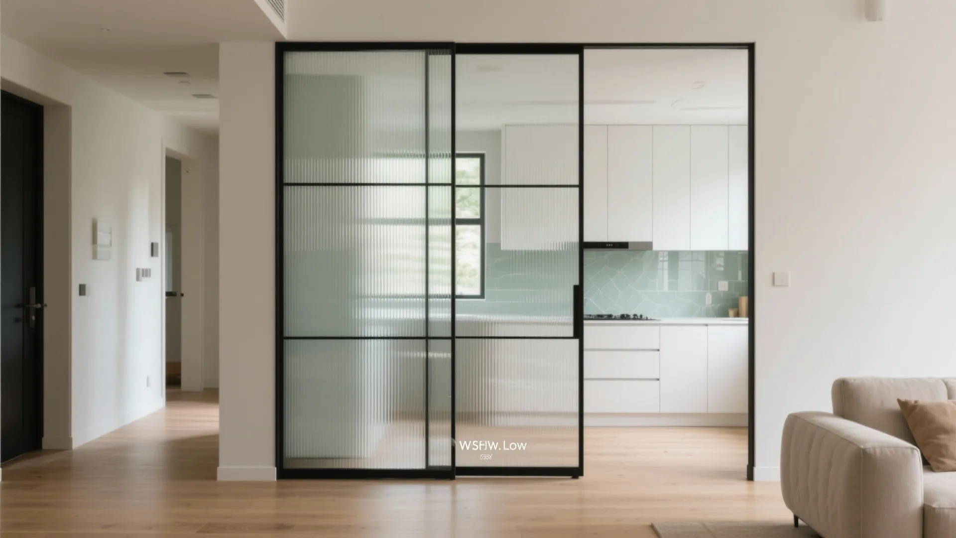 The Airy Magic of Glass: Dividers, Interior Windows, and Backsplashes