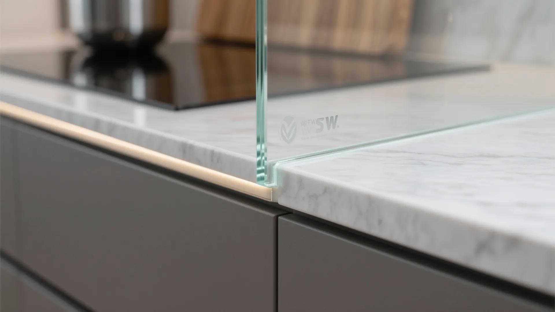 Airy Glass Backsplash