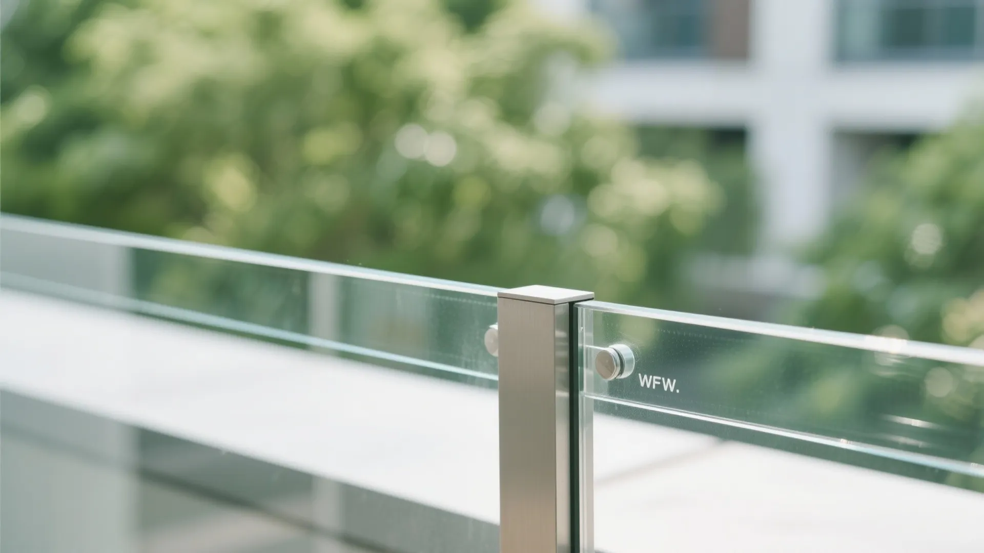 2) Glass wind screens and green privacy layers