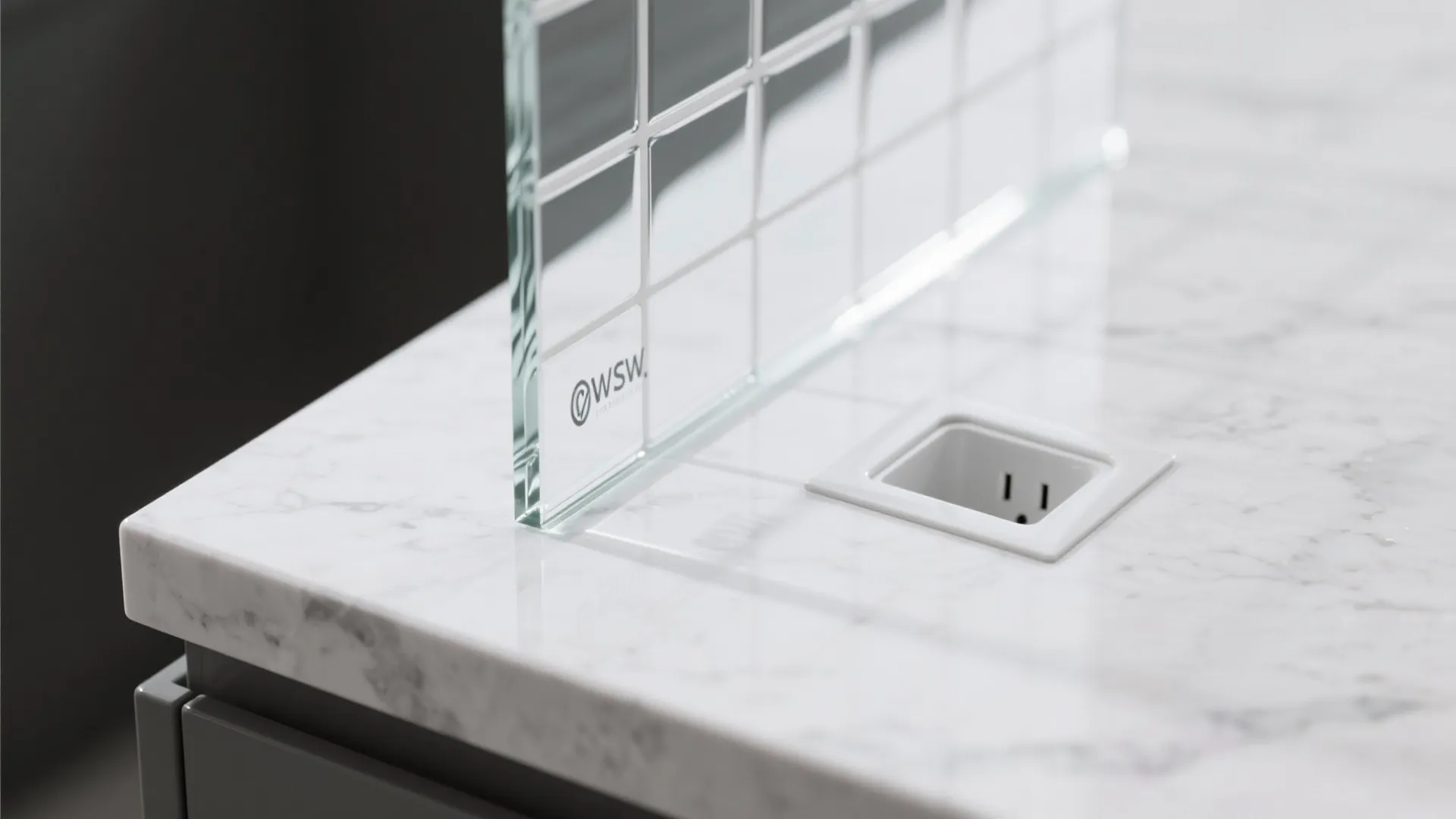 Glass Backsplash for Instant Brightness