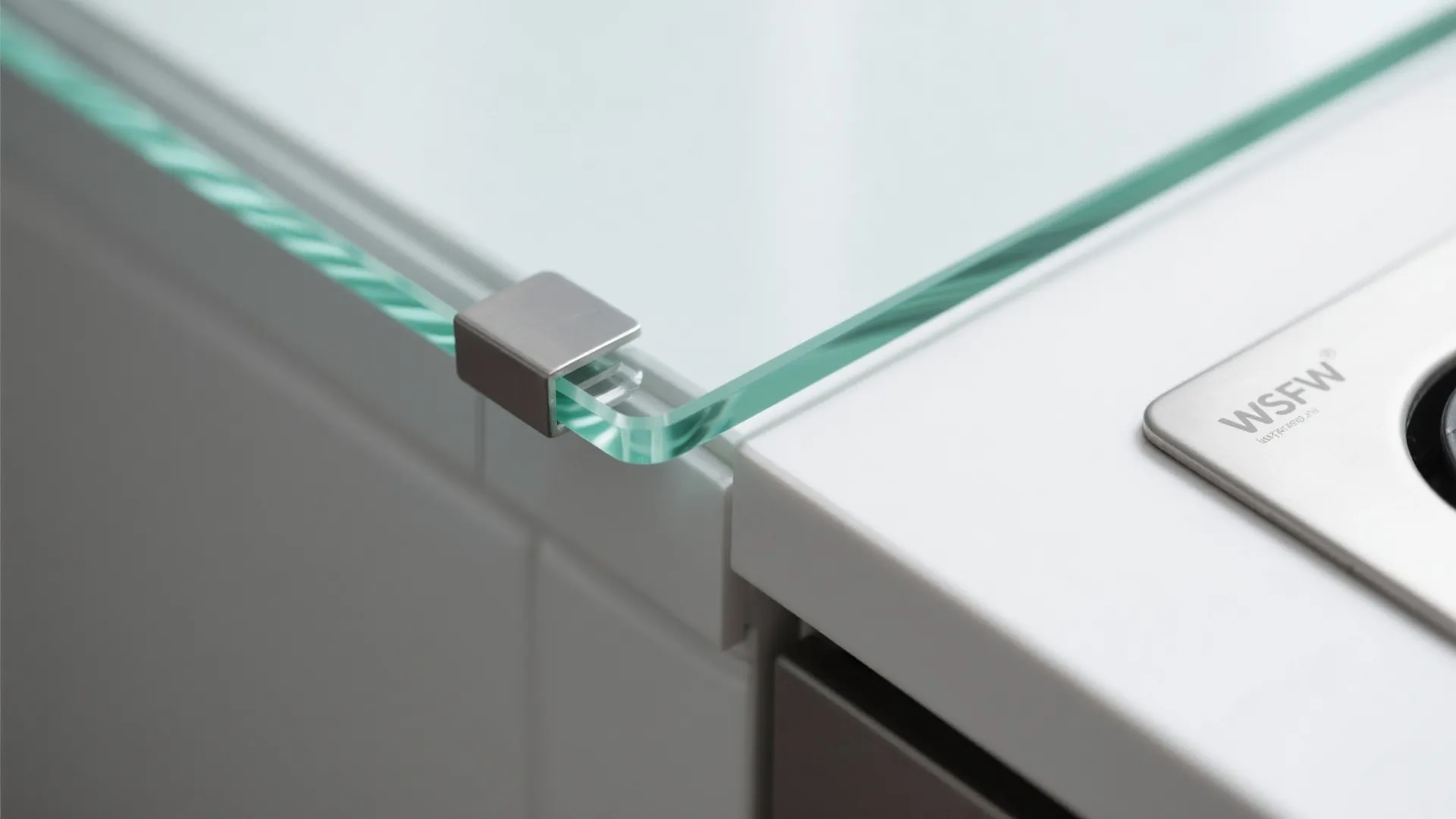 Glass Backsplash for Light and Depth