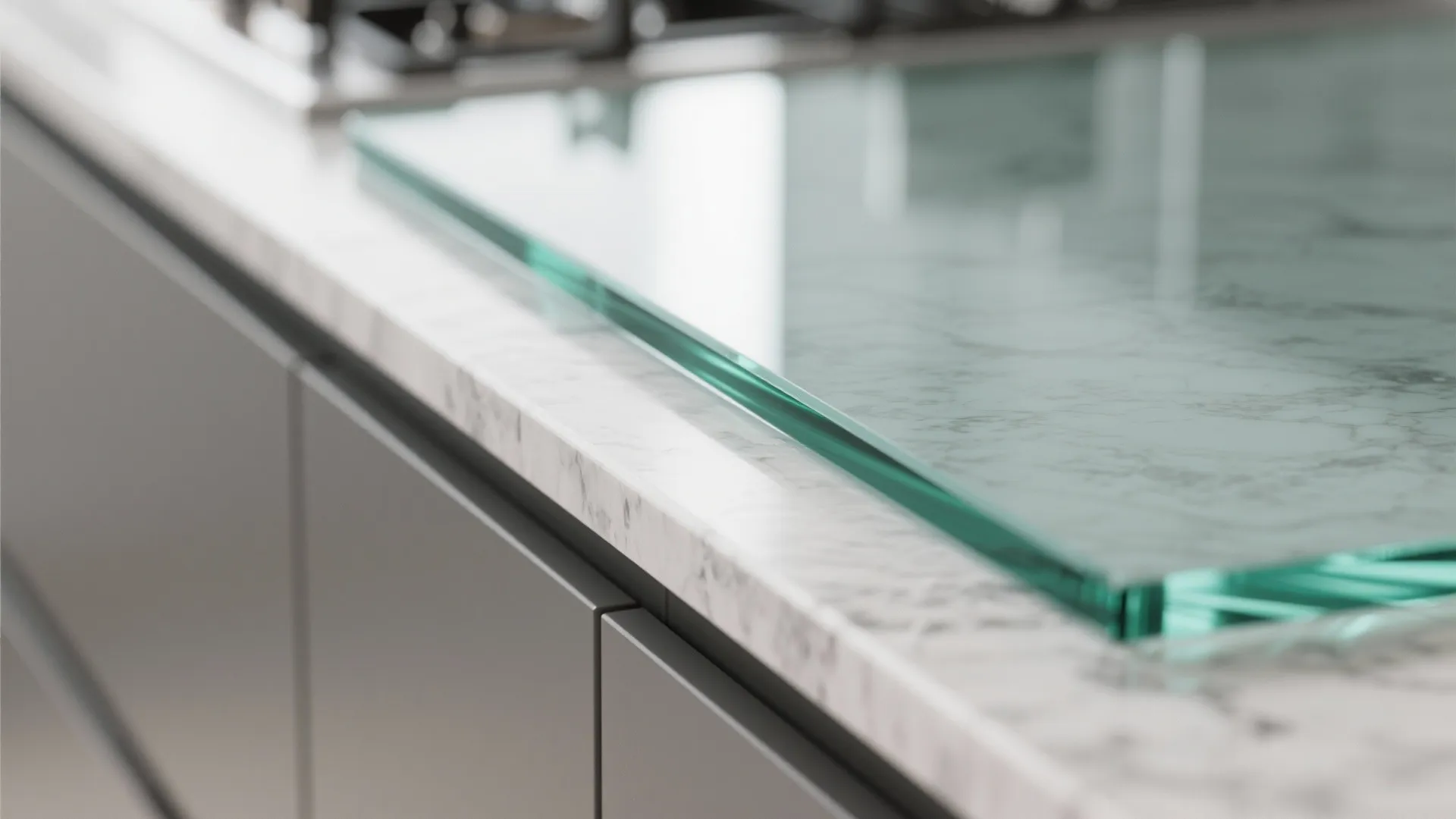 Glass Backsplash for Light and Easy Cleaning