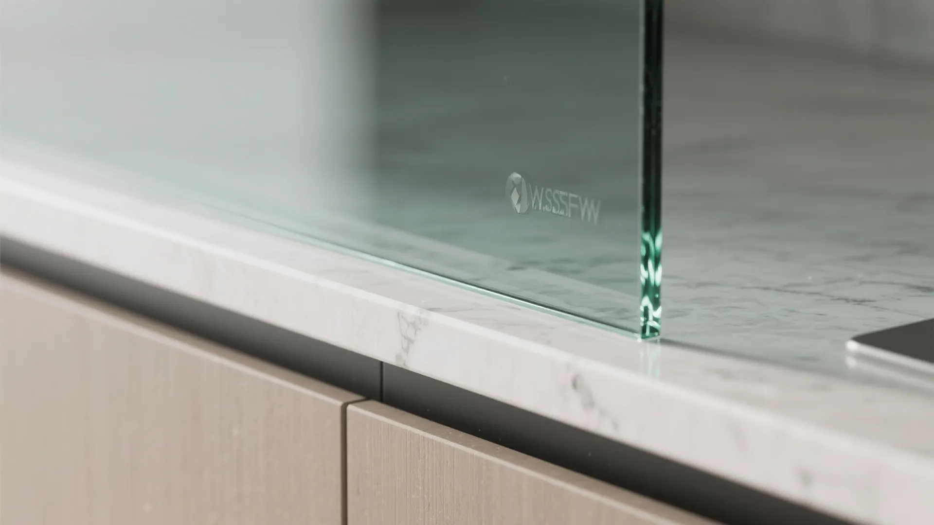 Glass backsplash for brighter sightlines