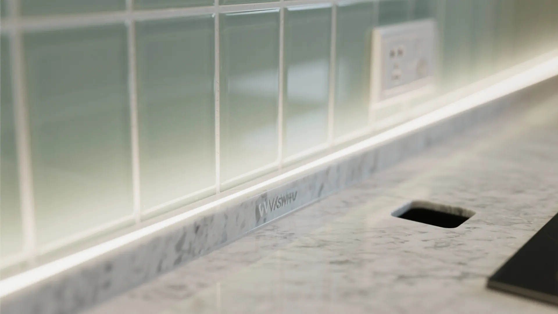 Glass Backsplash for Airy Light