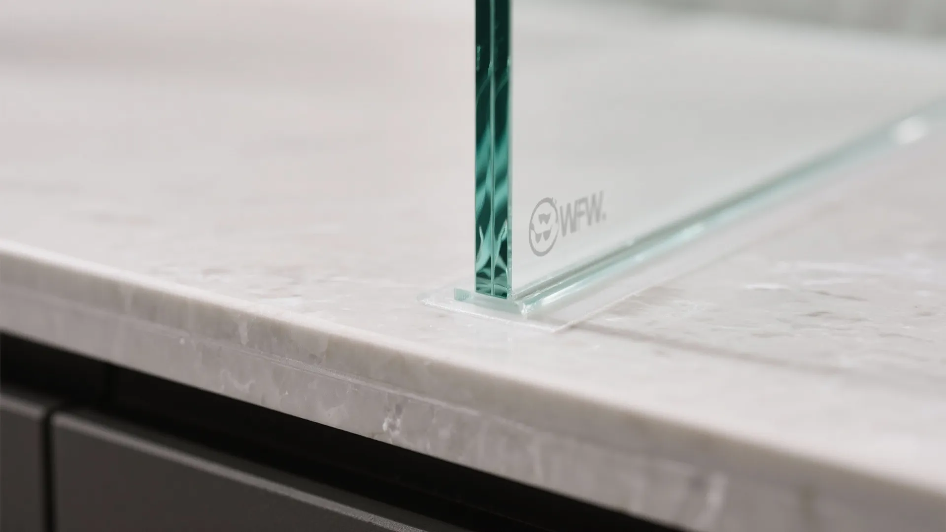 Glass Backsplash for Brightness