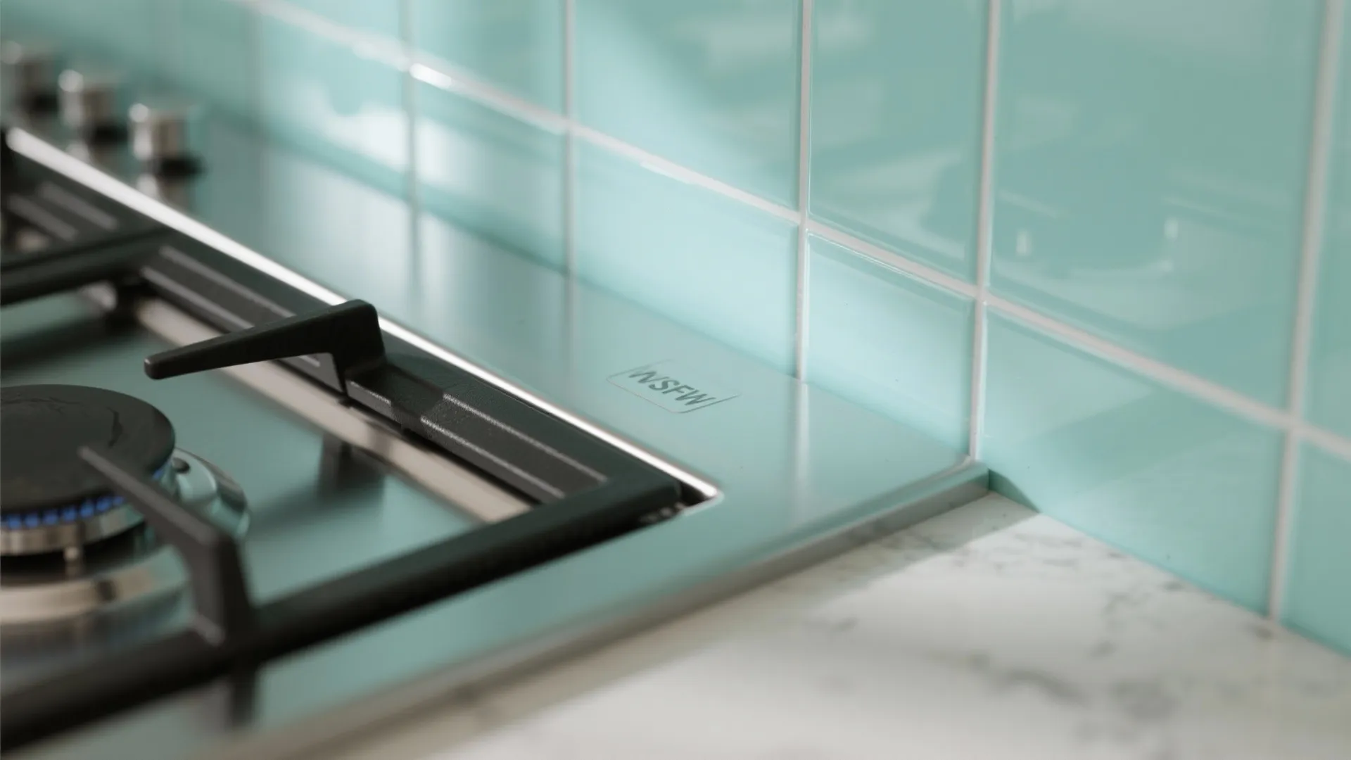 Transparent Glass Backsplash for Airy Light