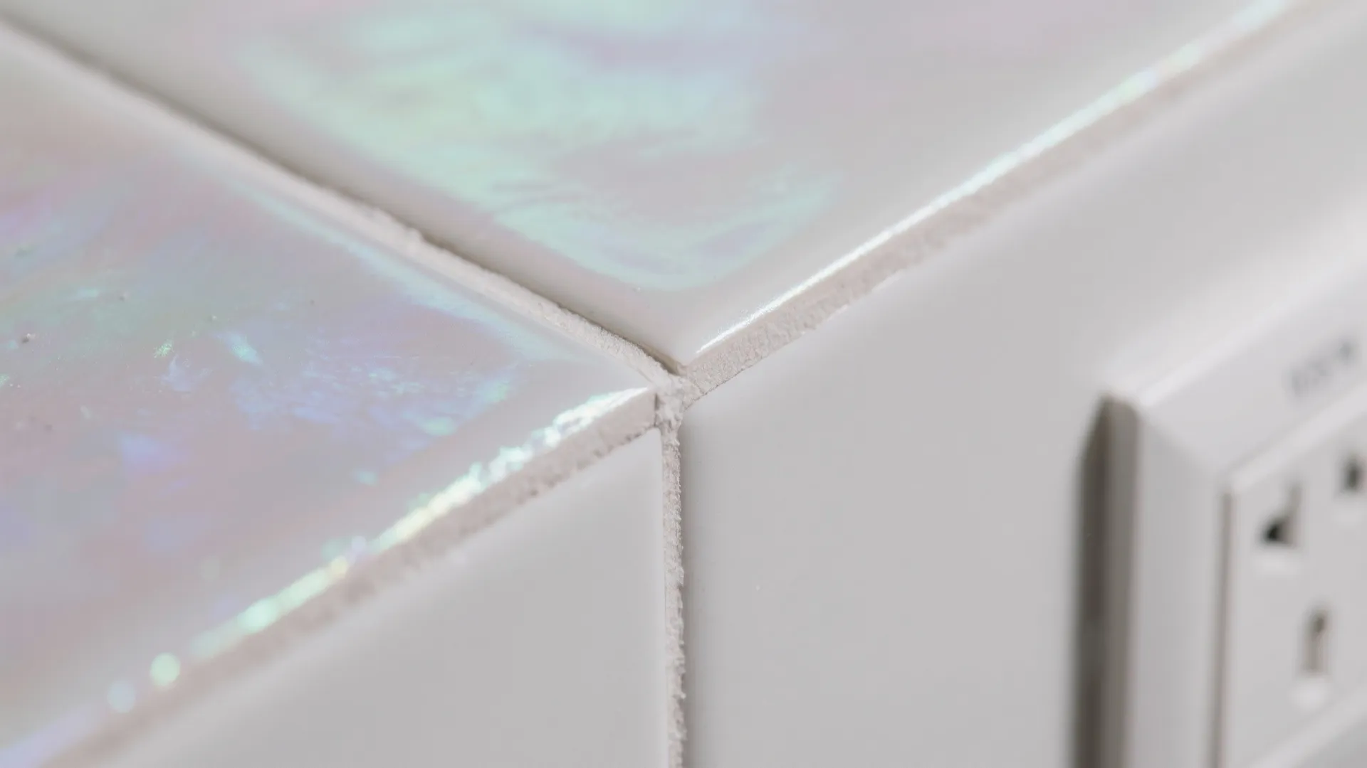 4) Glazed ceramic backsplash strip behind vanity or dresser