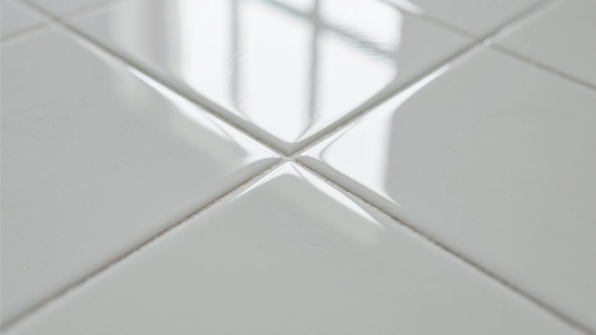 High-gloss wall tiles for light bounce
