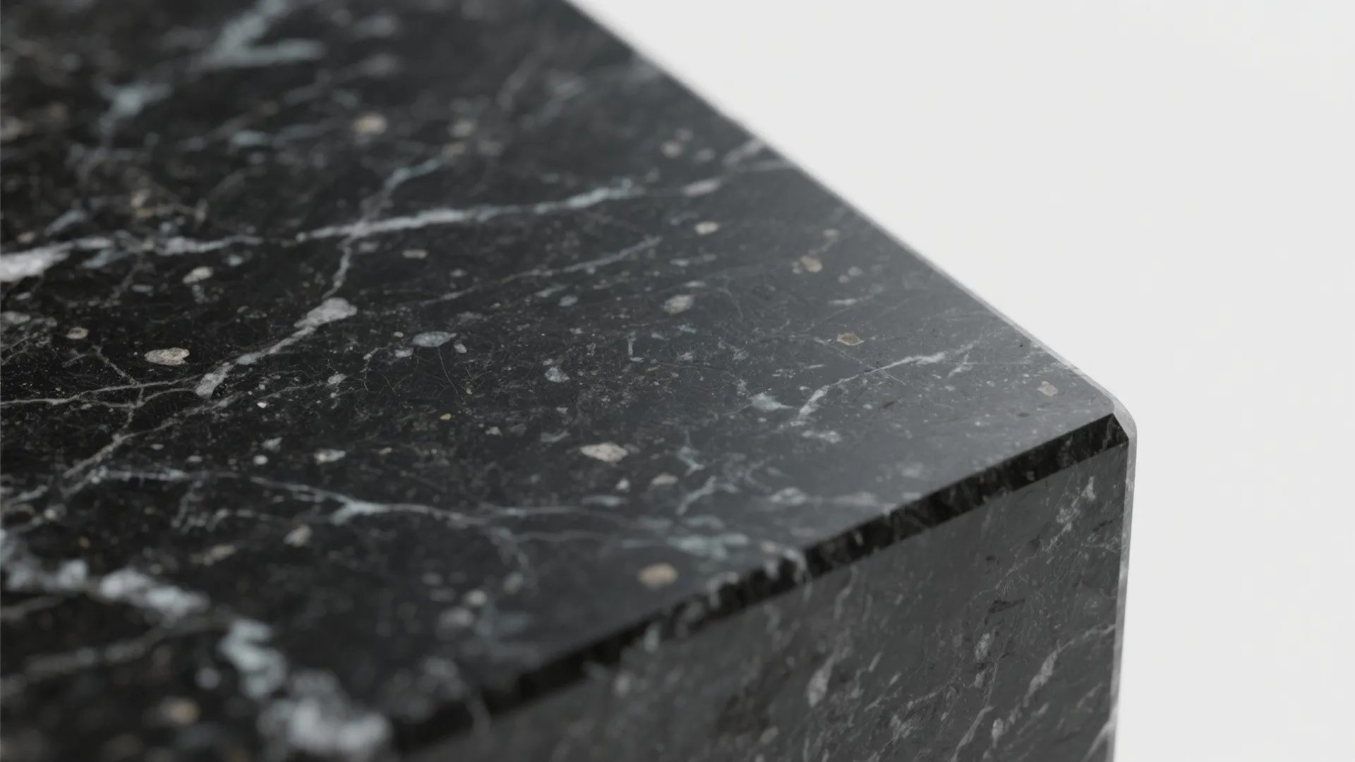 2. Choose a subtle veining pattern for a unified look