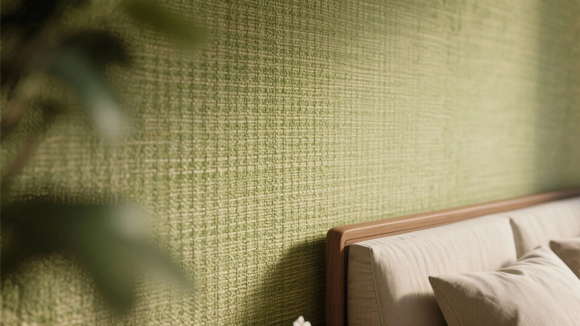 5. Textured Grasscloth for Natural Warmth