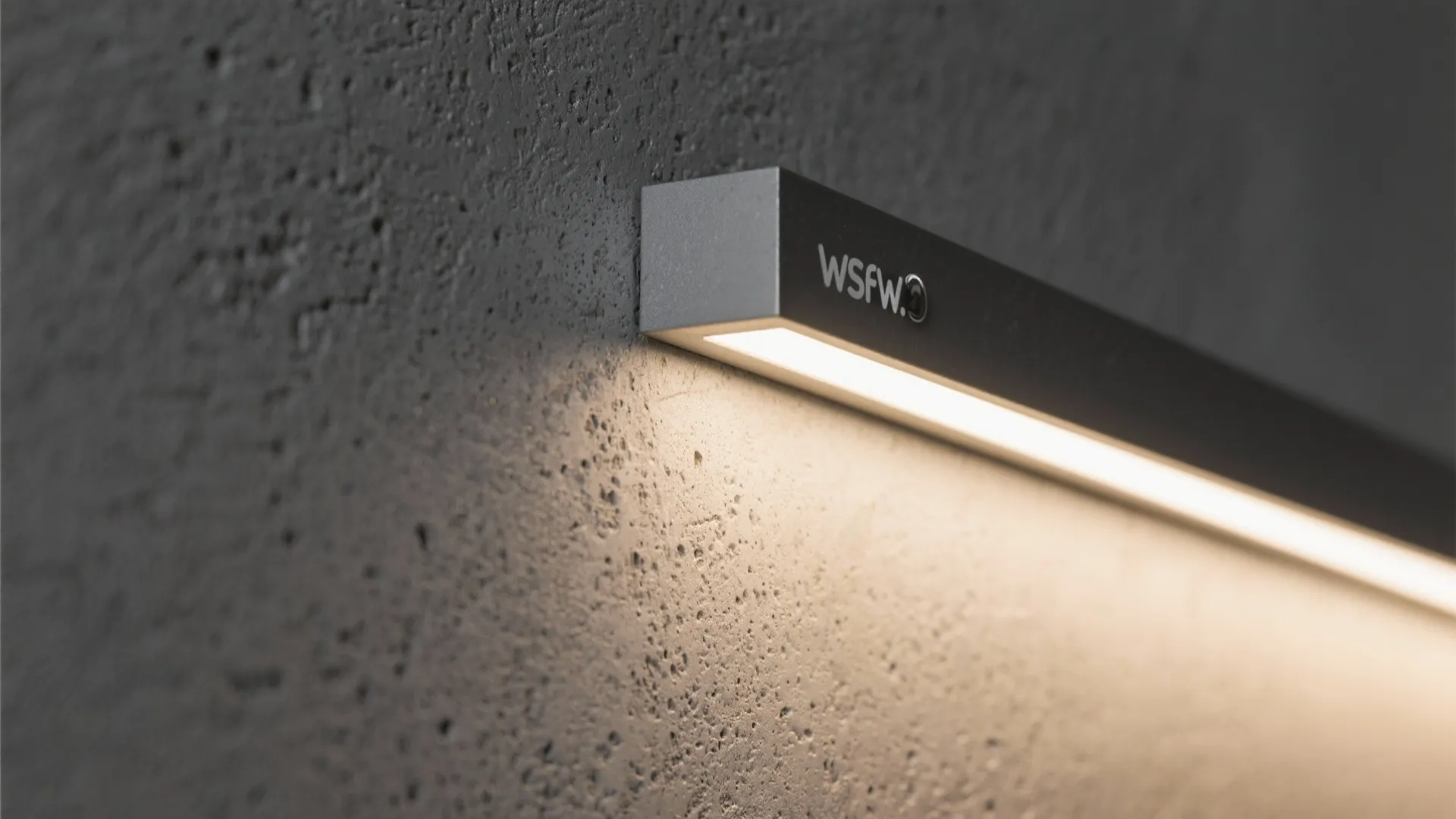 Hallway grazers and wall washers